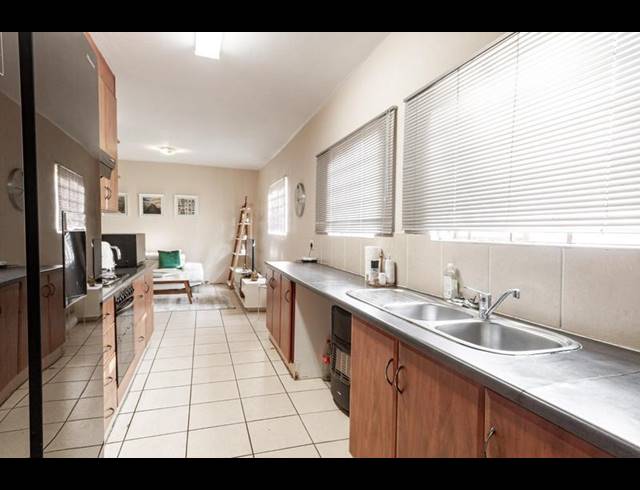 3 BEDROOM CLUSTER FOR SALE IN THE HILL